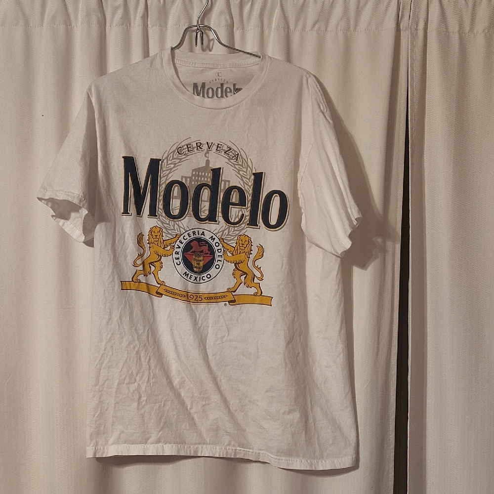 ModelCo White and Gold Graphic Tee